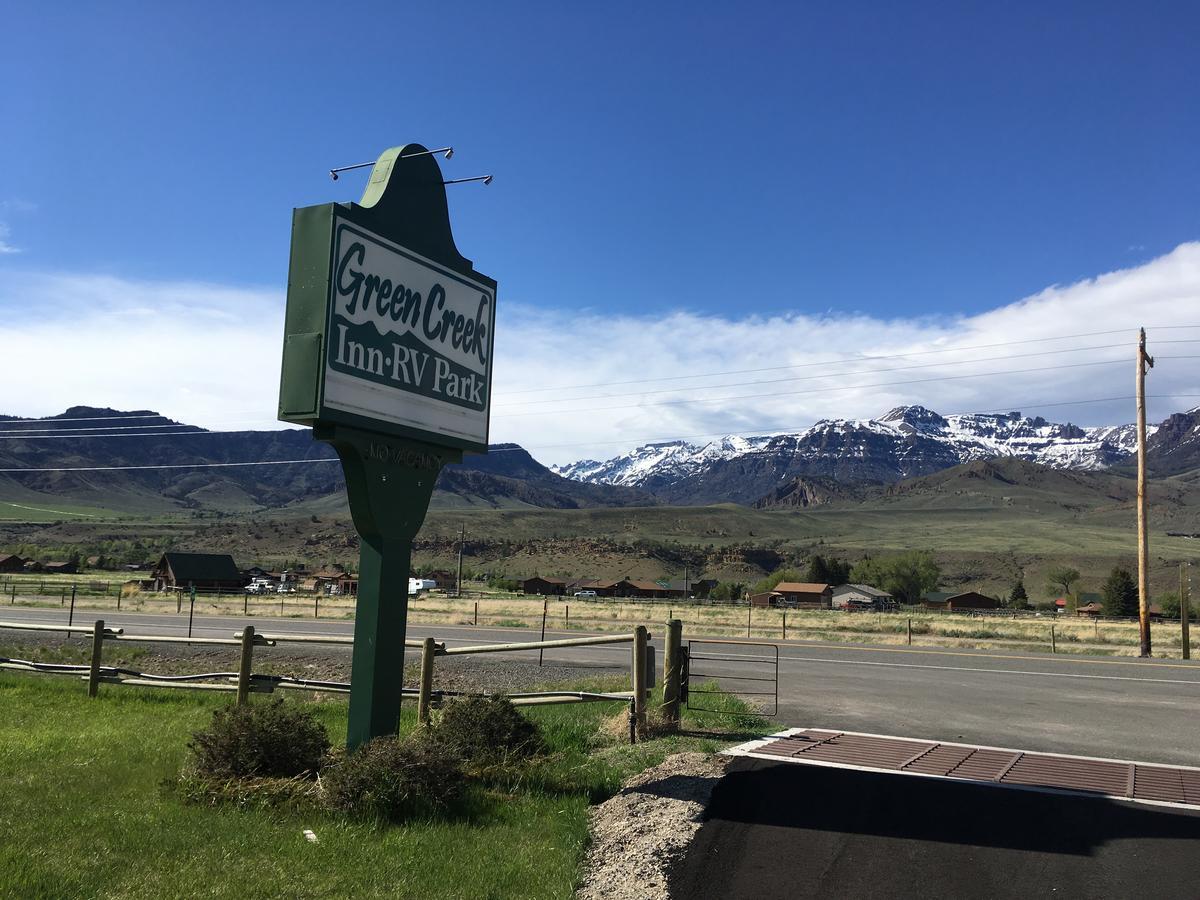 Green Creek Inn And Rv Park Wapiti Exteriör bild